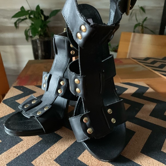 Steve Madden shoe - Picture 2 of 5